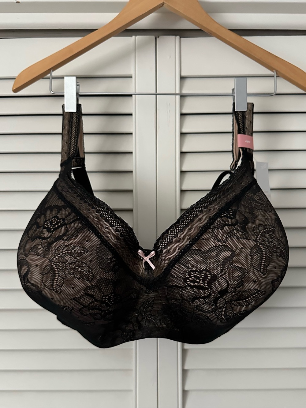 NWT Cacique Black Lace Underwire Bra with Pink Bow Accent